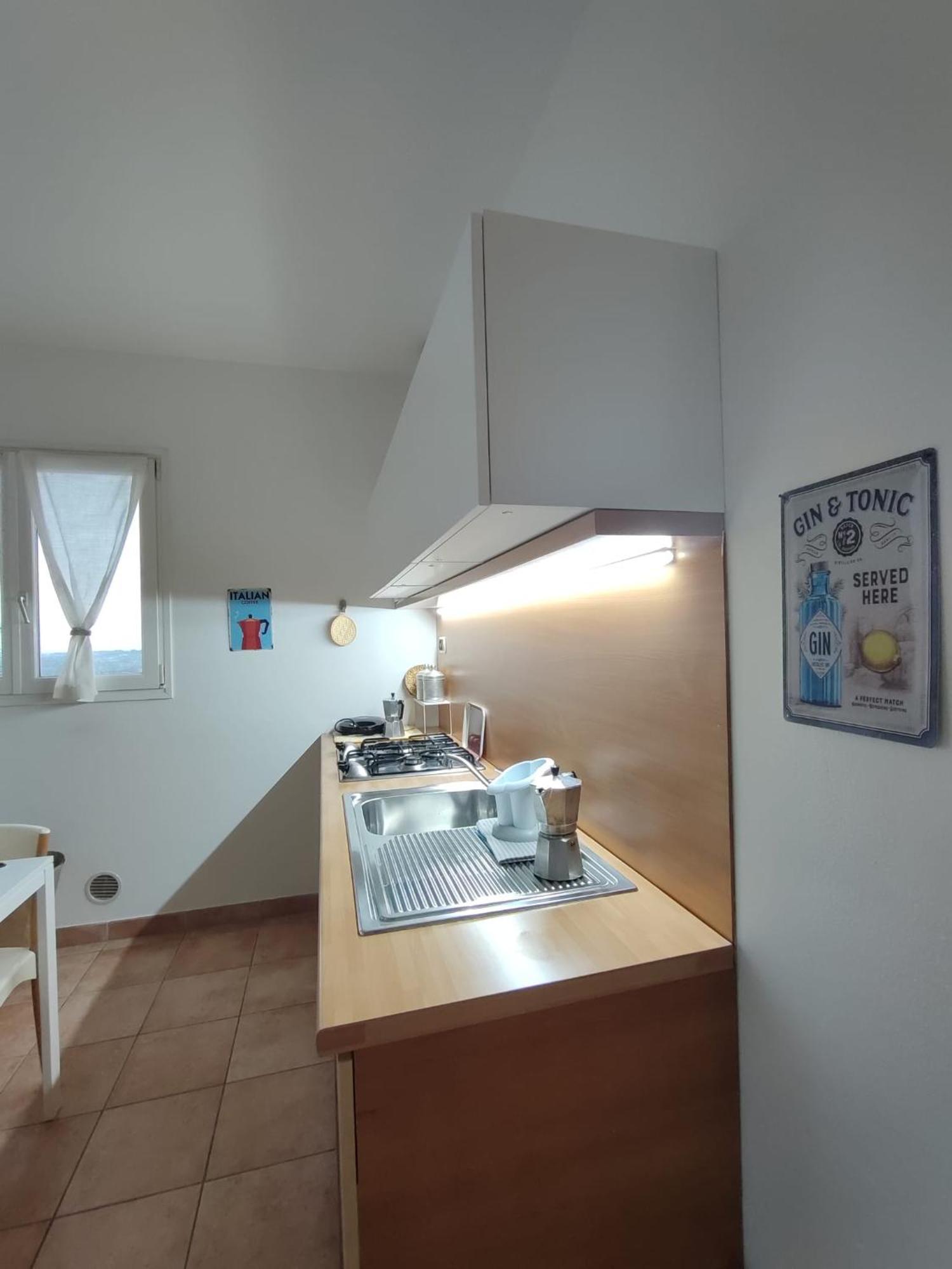 Nice Apartments Lake View & Free Parking 帕斯特伦戈 外观 照片