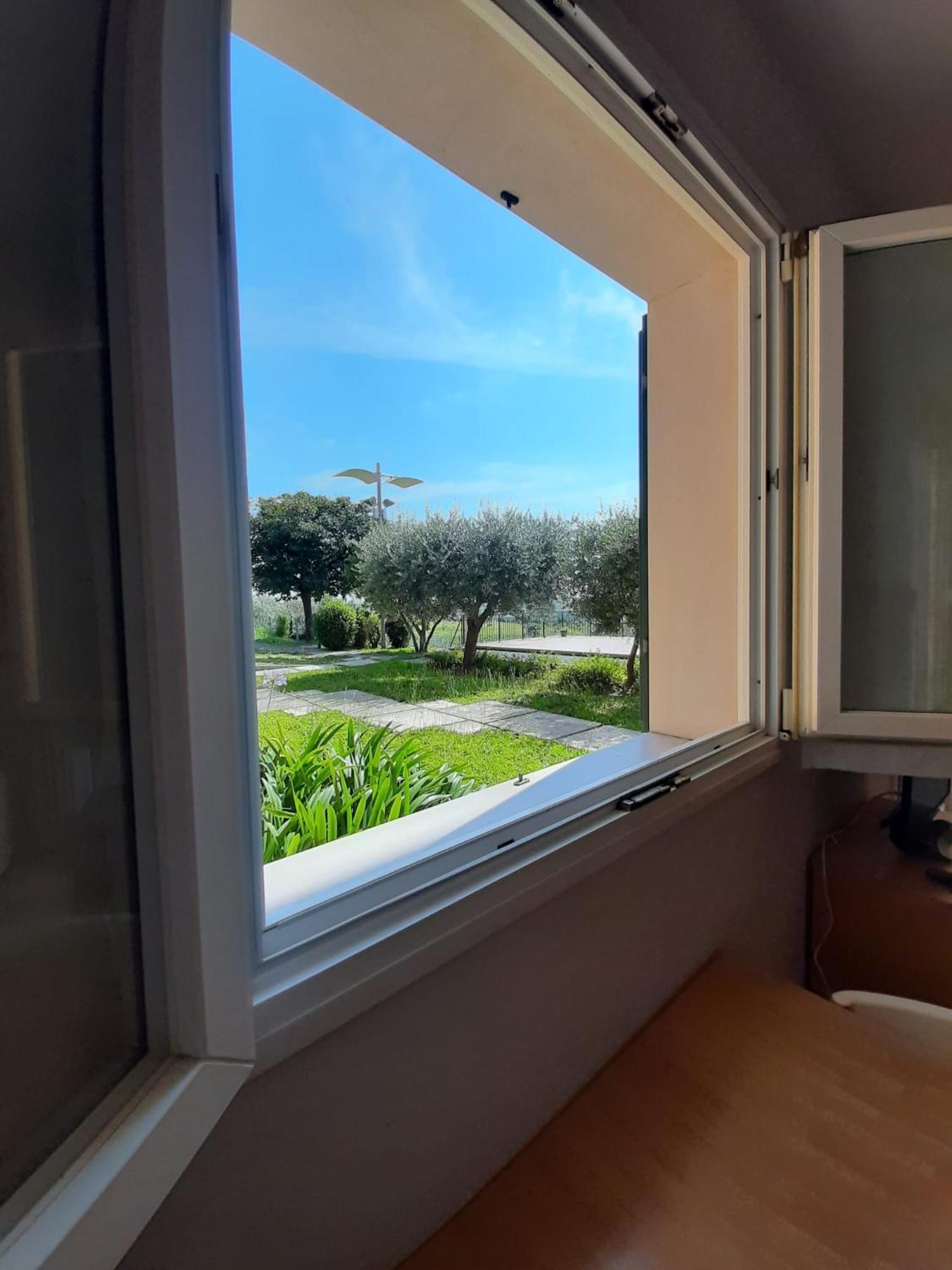 Nice Apartments Lake View & Free Parking 帕斯特伦戈 外观 照片
