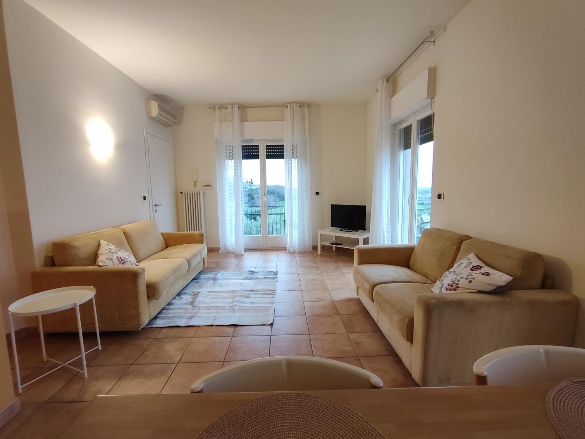 Nice Apartments Lake View & Free Parking 帕斯特伦戈 外观 照片